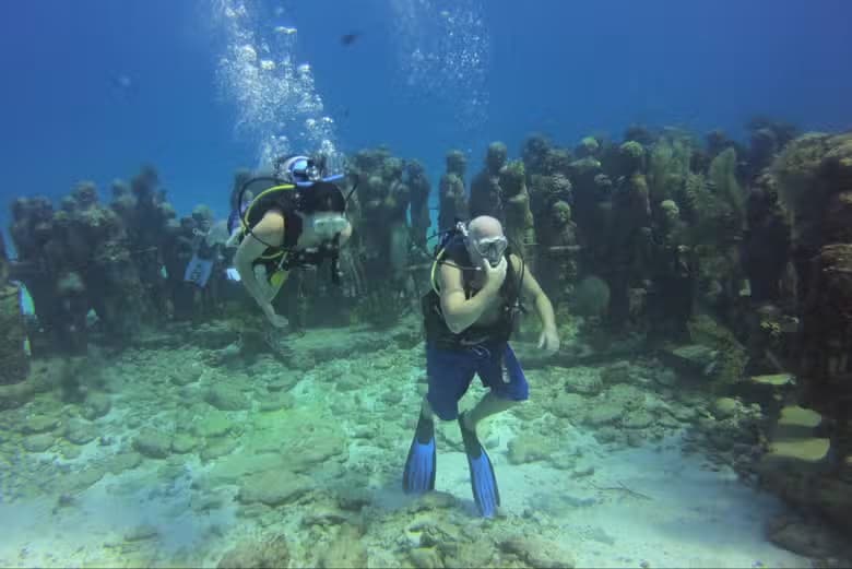 Buceo en el MUSA - photo 9