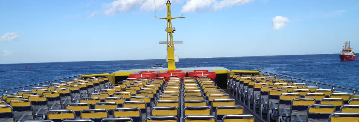 Ferry a Isla Mujeres - photo 1