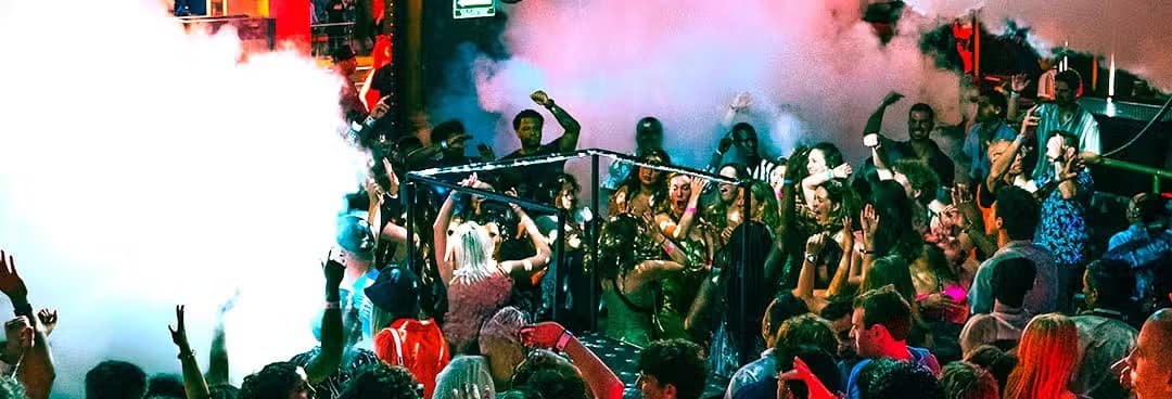 Fiesta en la discoteca Mandala Nightclub - photo 1